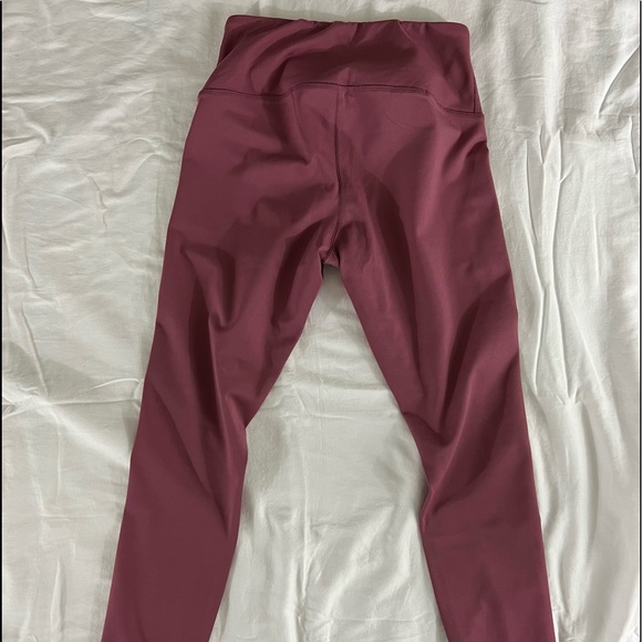 Hypertek pink leggings. Soft, comfortable material. Size medium. Lightly used. - Picture 3 of 4